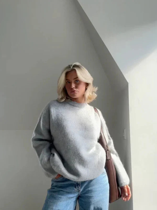 MIRA | MOHAIR CREWNECK