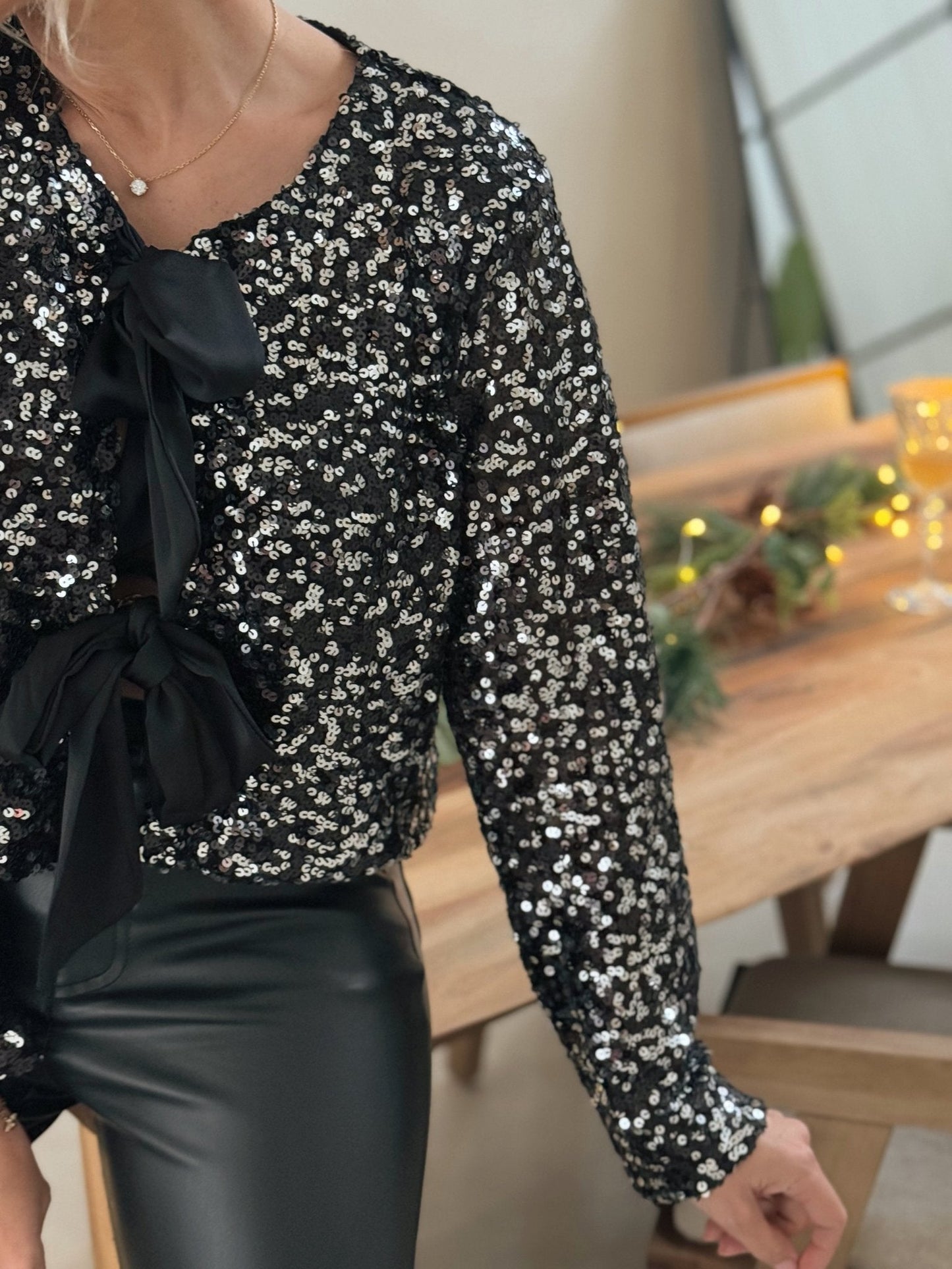 Julie | La blouse Bessy noir